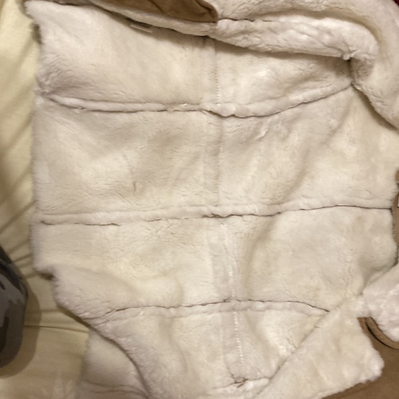 Loft short coat with faux suede. Size XS. Coat’s condition is like new - Picture 4 of 4